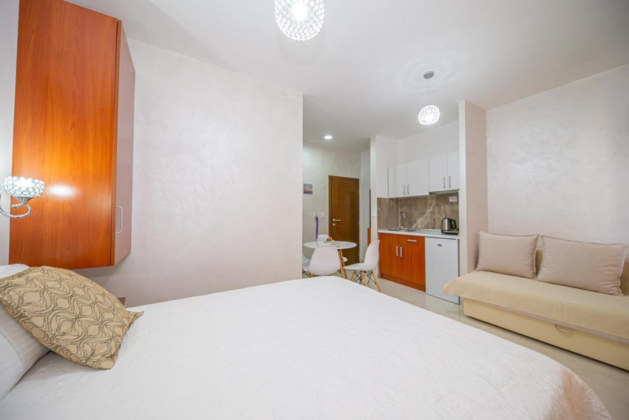 Kristal Apartmani ชานจ์ ภายนอก รูปภาพ