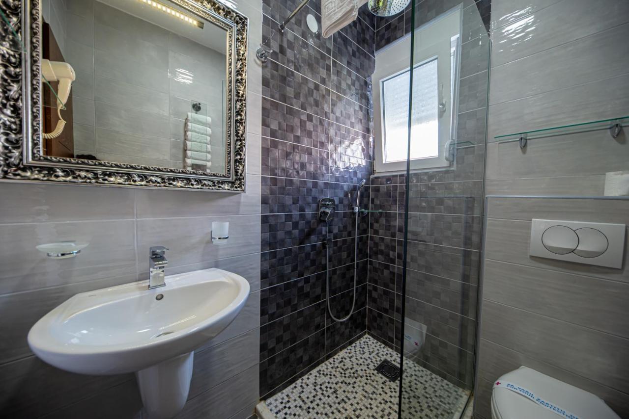Kristal Apartmani ชานจ์ ภายนอก รูปภาพ