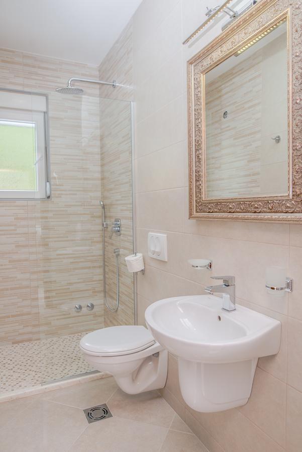 Kristal Apartmani ชานจ์ ภายนอก รูปภาพ
